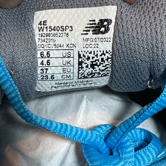 New Balance 1540v3 Running / Walking Shoe - Picture 8 of 8